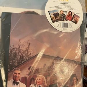 SCHITT$ Creek Binder BUNDLE-******** NEW in package